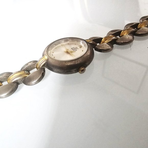 Women's Geneva Quartz Watch - Picture 3 of 3